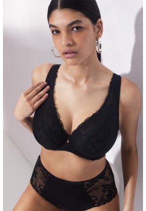 Бюстгальтер Sublime M Plus Bralette Black